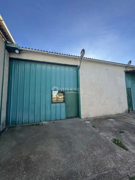 Local d’activités dans Sauvian à louer - Photo de l’immeuble – Image 2 sur 7