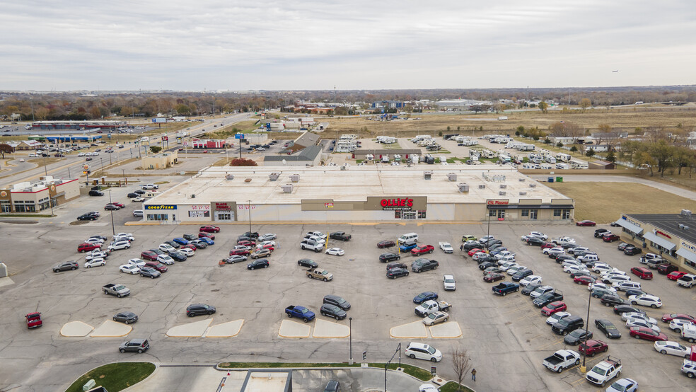 Saddle Creek Crossing portefeuille de 2 biens à vendre sur LoopNet.fr - Photo de l’immeuble – Image 3 sur 7