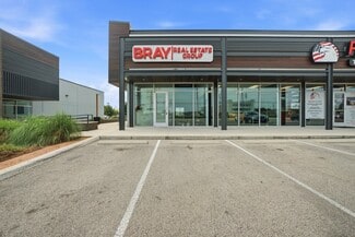 Plus de détails pour 8610 Potranco Rd, San Antonio, TX - Bureau/Local commercial à louer
