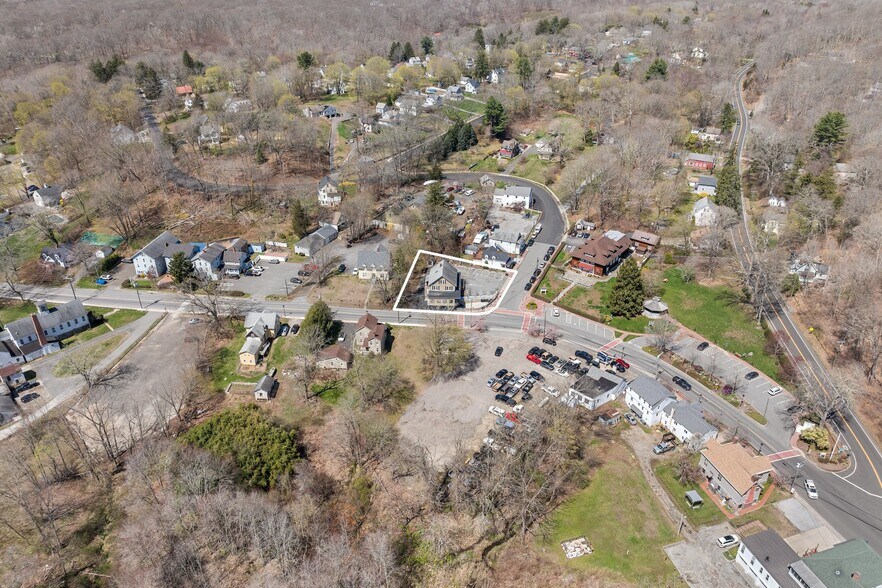 107 Main St, Ivoryton, CT à vendre - Photo de l’immeuble – Image 3 sur 35