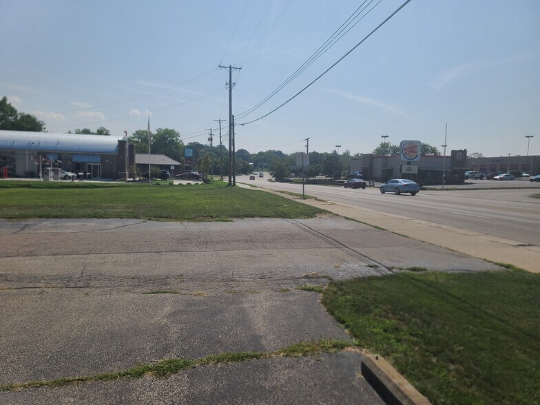 1231 E Central Ave, Miamisburg, OH à vendre - Photo de l’immeuble – Image 2 sur 4