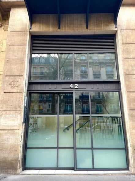 42 Avenue Kléber, Paris à louer - Photo de l’immeuble – Image 3 sur 14