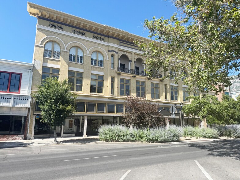 250 W Center St, Provo, UT à louer - Photo de l’immeuble – Image 1 sur 15