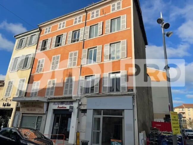 Plus de détails pour Local commercial à vendre