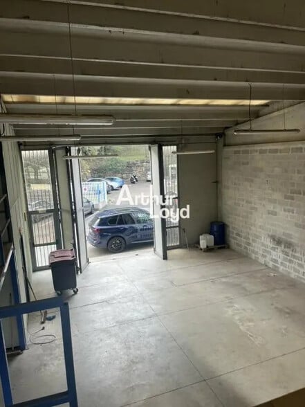 Local d’activités dans Antibes à louer - Photo intérieure – Image 2 sur 7