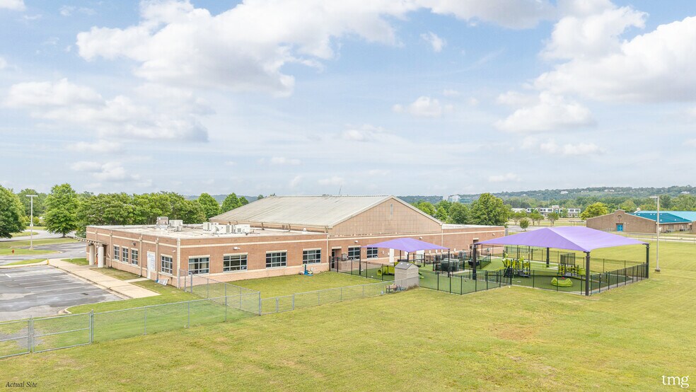 4901 Northshore Dr, North Little Rock, AR à vendre - Photo de l’immeuble – Image 2 sur 7