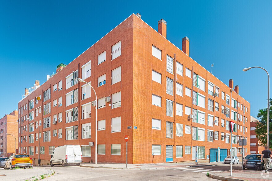 Local commercial dans Madrid, Madrid à louer - Photo principale – Image 1 sur 2