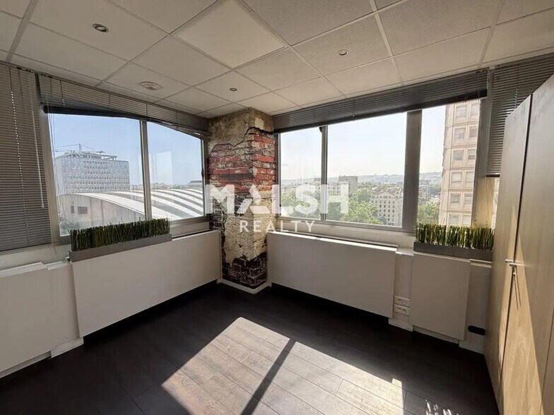 Bureau dans Lyon à louer - Photo de l’immeuble – Image 3 sur 9