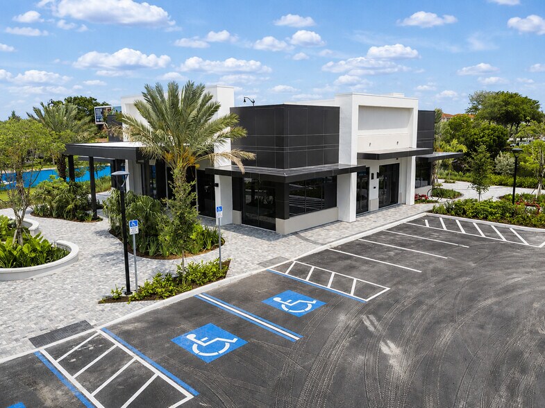 8111 S Dixie Hwy, West Palm Beach, FL à louer - Photo de l’immeuble – Image 3 sur 10