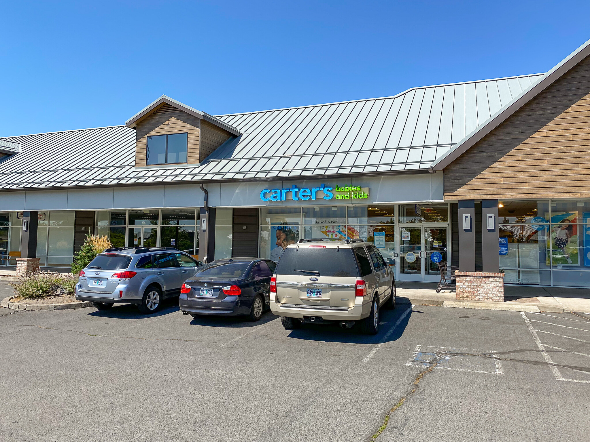 61334 S Highway 97, Bend, OR à louer Photo de l’immeuble– Image 1 sur 2