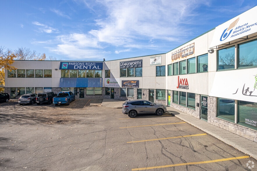 3204-3224 Parsons Rd NW, Edmonton, AB à louer - Photo principale – Image 1 sur 12