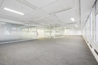 1 Place De La Pyramide, Puteaux à louer Photo intérieure– Image 2 sur 12