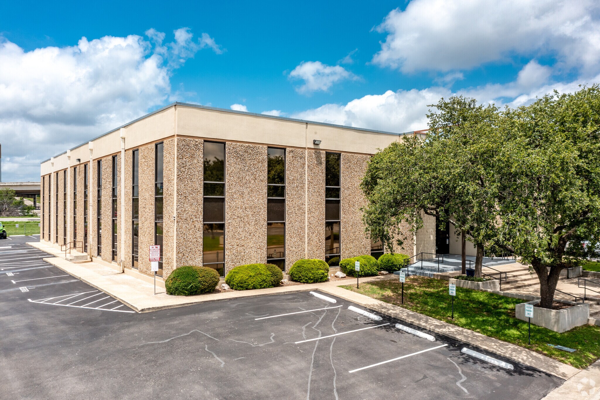 10715 Gulfdale St, San Antonio, TX à vendre Photo principale– Image 1 sur 10