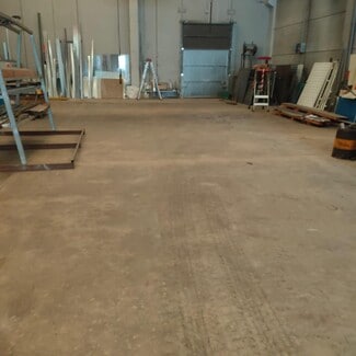 Plus de détails pour Industriel/Logistique à louer