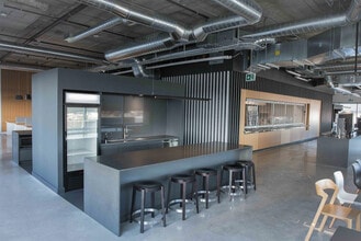 7777 Weston Rd, Vaughan, ON à louer Photo intérieure– Image 2 sur 14