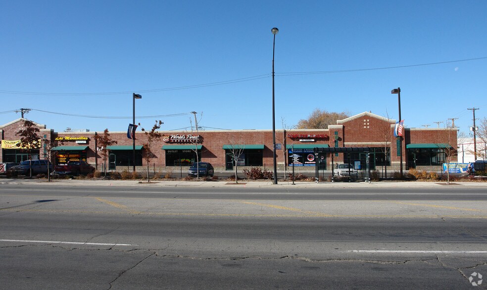 4300-4350 S Pulaski Rd, Chicago, IL à louer - Photo de l’immeuble – Image 3 sur 9