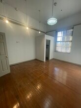 2215 Strand St, Galveston, TX à louer Photo intérieure– Image 2 sur 2