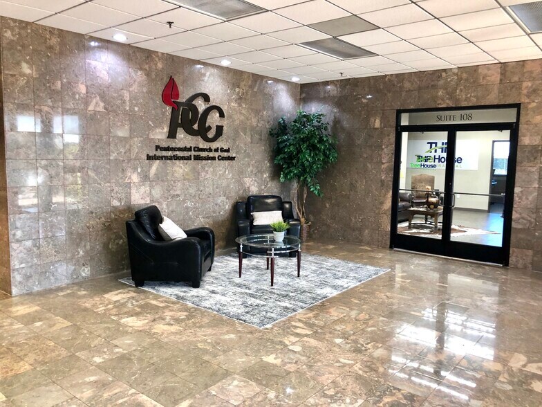 2701 Brown Trl, Bedford, TX à louer - Photo intérieure – Image 3 sur 8