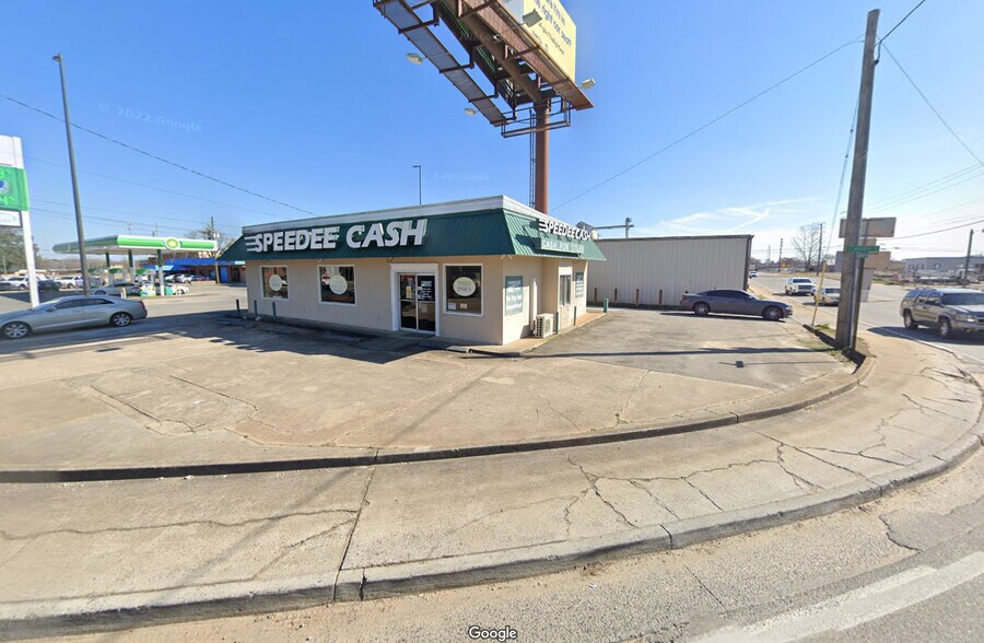 300 E Jackson St, Dublin, GA à vendre - Photo de l’immeuble – Image 2 sur 4