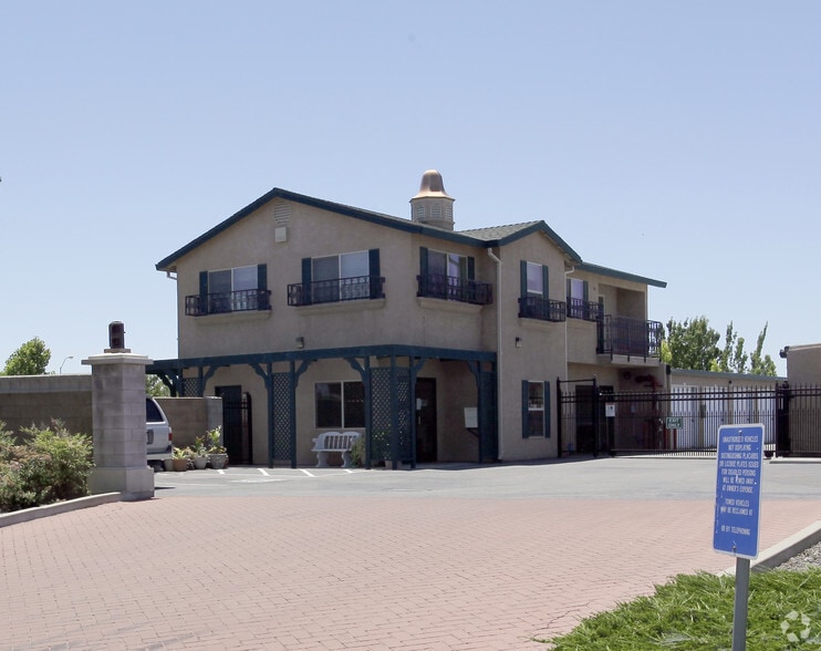 3080 Promenade St, West Sacramento, CA à louer - Photo principale – Image 1 sur 3