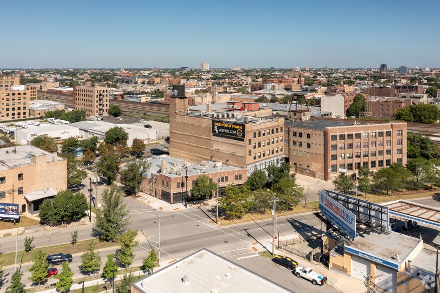 344 N Ogden Ave, Chicago, IL à vendre - Aérien – Image 2 sur 25
