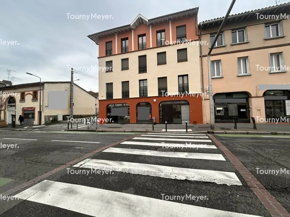 Local commercial dans Toulouse à louer Photo de l’immeuble– Image 1 sur 10