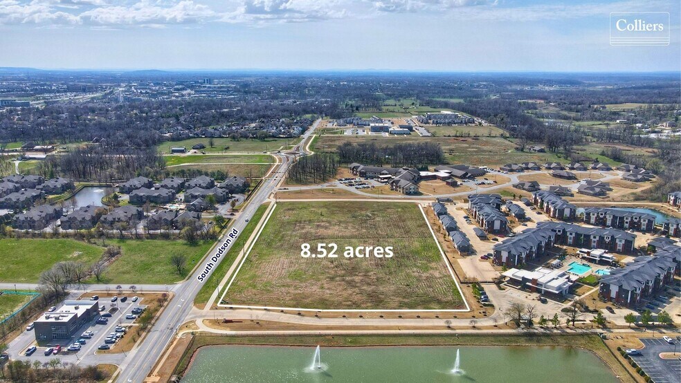 335 S Dodson Rd, Rogers, AR à vendre - Photo principale – Image 1 sur 8