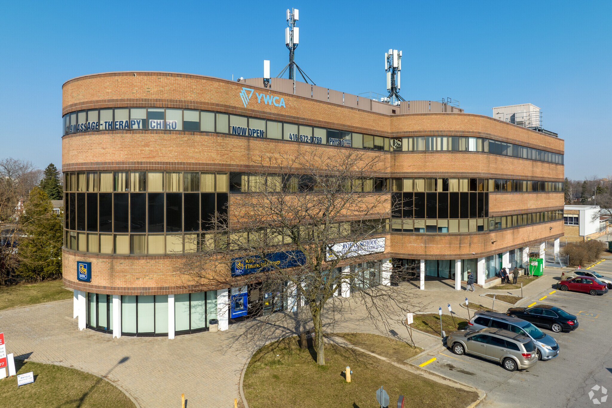 3090 Kingston Rd, Toronto, ON à louer Photo principale– Image 1 sur 4