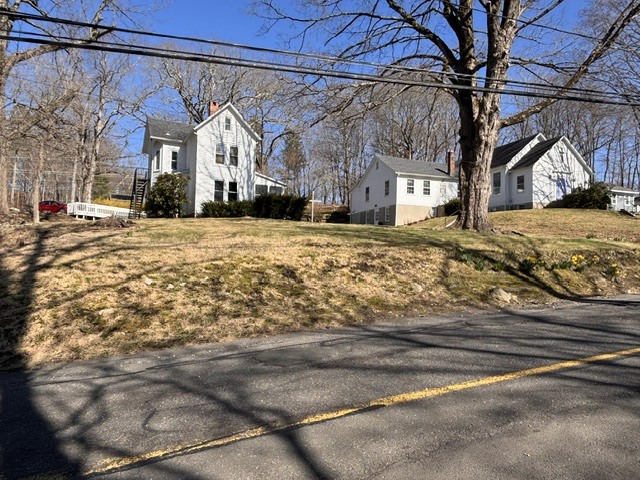38 Portland Ave, Redding, CT à vendre - Photo principale – Image 1 sur 5