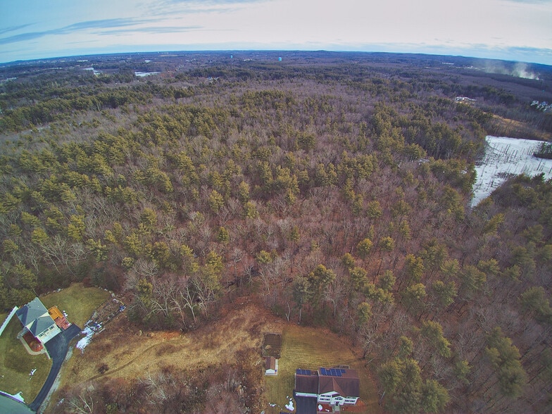 24 Old Tyng Rd, Tyngsboro, MA à vendre - Aérien – Image 2 sur 5