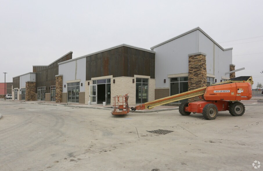 2451 Gulf Fwy S, League City, TX à louer - Photo de l’immeuble – Image 2 sur 4
