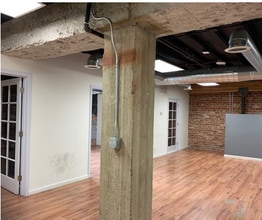 130 N Central Ave, Phoenix, AZ à louer Photo intérieure– Image 1 sur 2