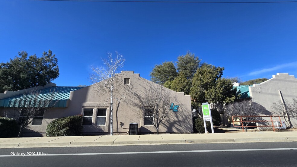 1650 Willow Creek Rd, Prescott, AZ à louer - Photo de l’immeuble – Image 3 sur 15