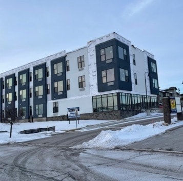 1109 Ritter St, North Aurora, IL à louer - Photo de l’immeuble – Image 3 sur 45
