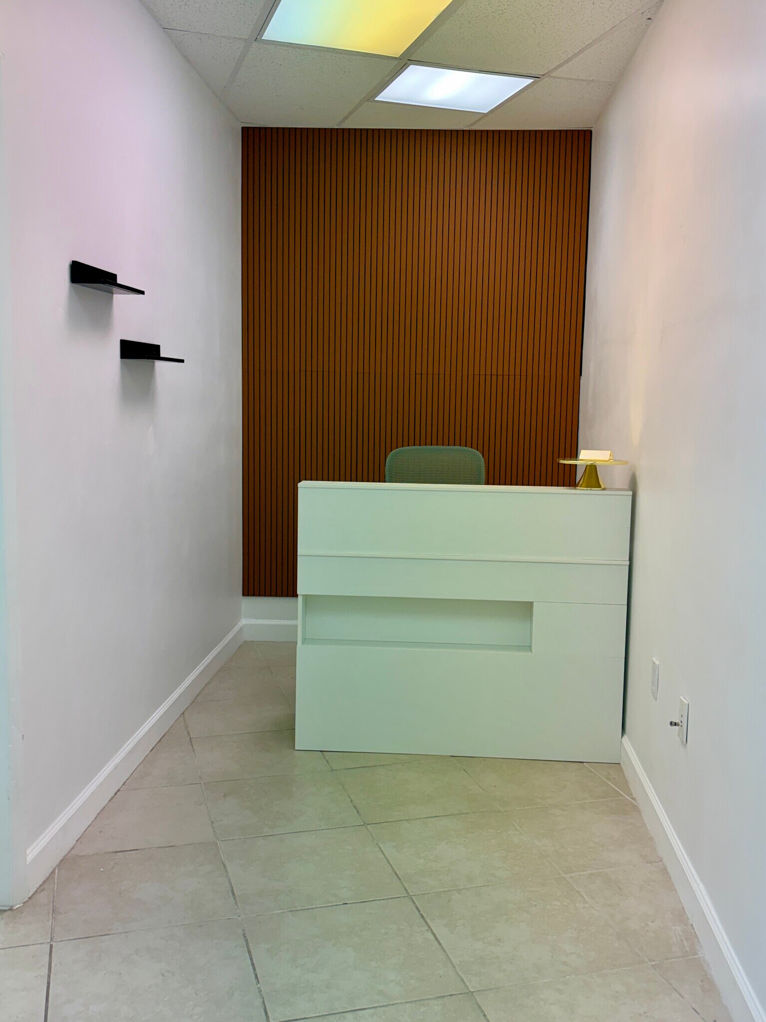 18319-18321 W Dixie Hwy, North Miami Beach, FL à louer Photo principale– Image 1 sur 6