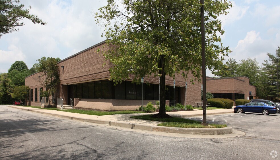 8924 McGaw Ct, Columbia, MD à vendre - Photo de l’immeuble – Image 1 sur 4