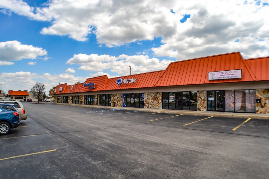 10300-10368 Leo Rd, Fort Wayne, IN à louer - Photo de l’immeuble – Image 3 sur 9