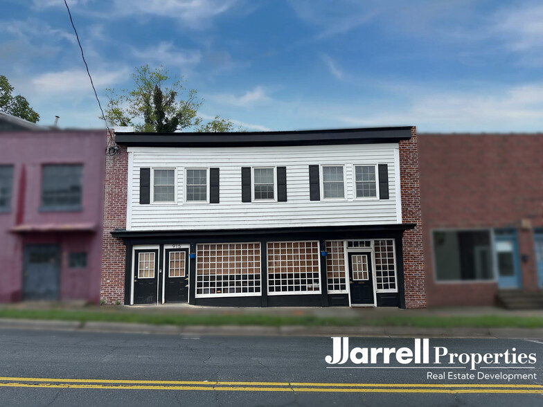 915 Sophia St, Fredericksburg, VA à louer - Photo de l’immeuble – Image 1 sur 3