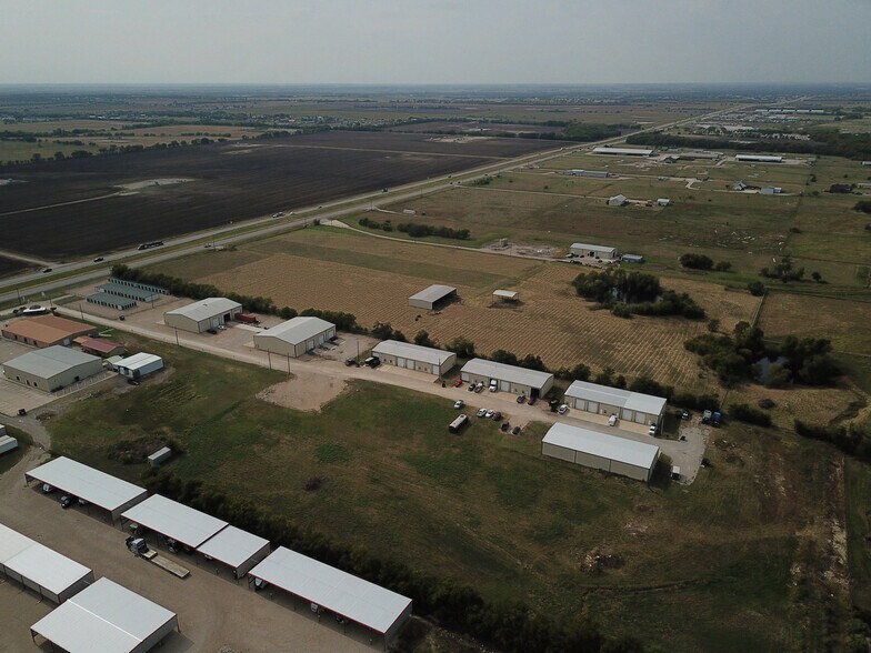 15060 US Highway 380 W, Krum, TX à vendre - Photo de l’immeuble – Image 3 sur 3