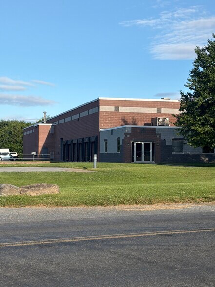 34 Hess Rd, Leola, PA à louer - Photo principale – Image 1 sur 1