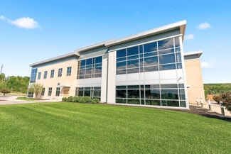 Plus de détails pour 423 Fortress Blvd, Morgantown, WV - Bureau à vendre