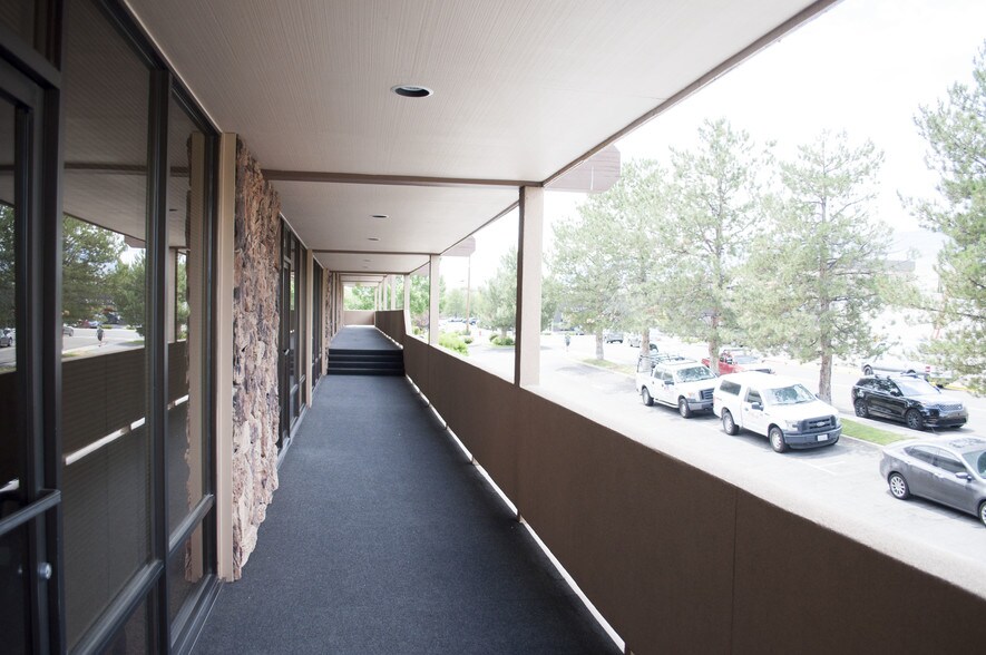 3400 Kauai Ct, Reno, NV à louer - Photo de l’immeuble – Image 3 sur 3