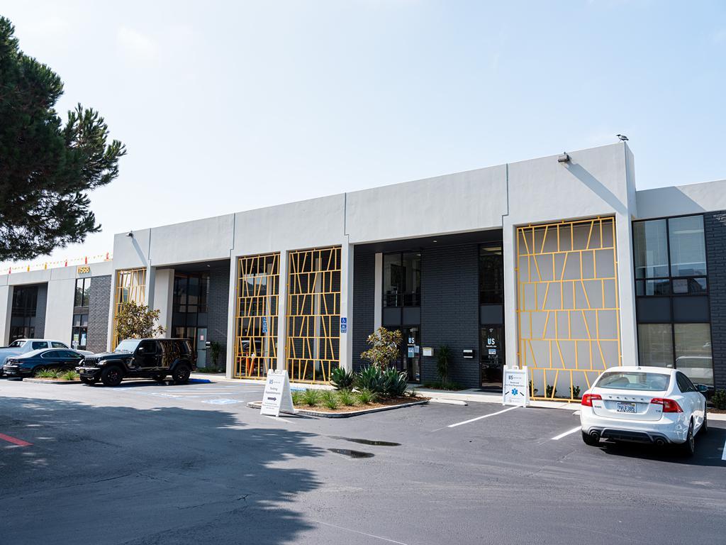 11568 Sorrento Valley Rd, San Diego, CA à louer Photo principale– Image 1 sur 2