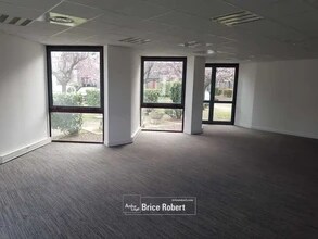 Bureau dans Vénissieux à louer Photo intérieure– Image 1 sur 5