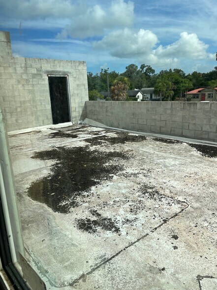 150 S Charles Richard Beall Blvd, DeBary, FL à vendre - Photo de l’immeuble – Image 2 sur 18
