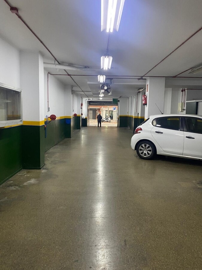 Barcelone, BAR 08020 - Lot 5 -  - Photo intérieure - Image 1 of 15