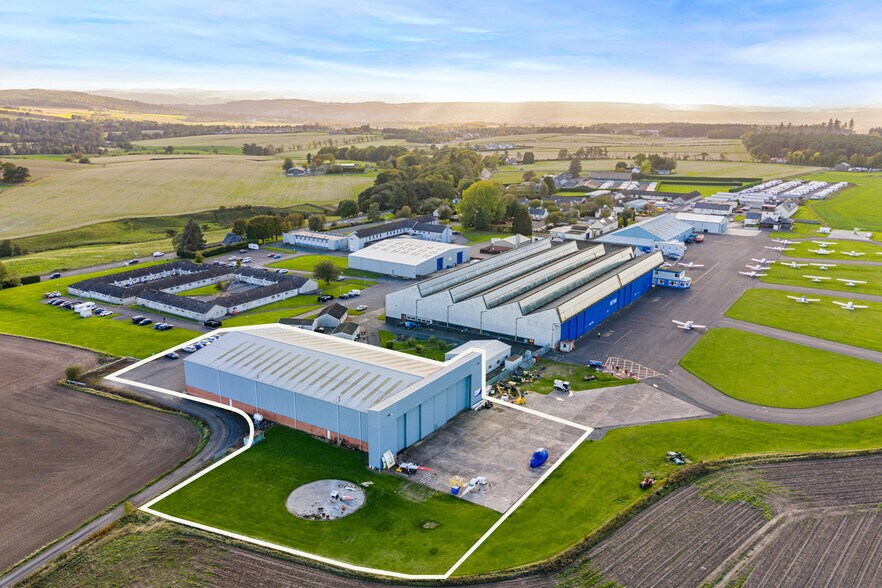 Hangar 4, Scone à louer - Photo de l’immeuble – Image 1 sur 9