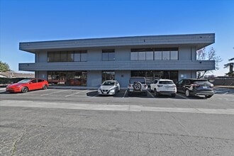 2470 S Winchester Blvd, Campbell, CA à louer Photo intérieure– Image 1 sur 17