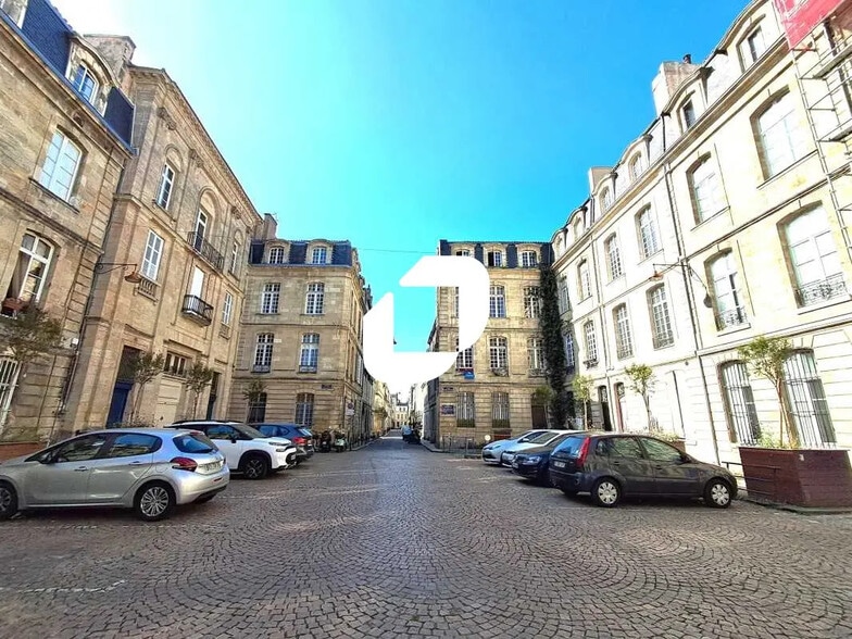 Bureau dans Bordeaux à louer - Photo de l’immeuble – Image 1 sur 6