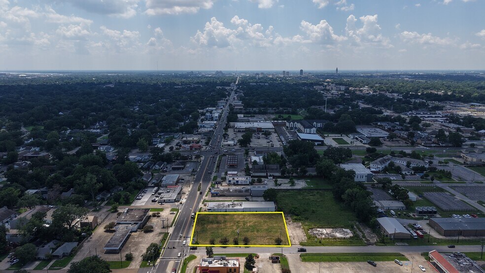 5229 Government St, Baton Rouge, LA à vendre - Photo de l’immeuble – Image 2 sur 9